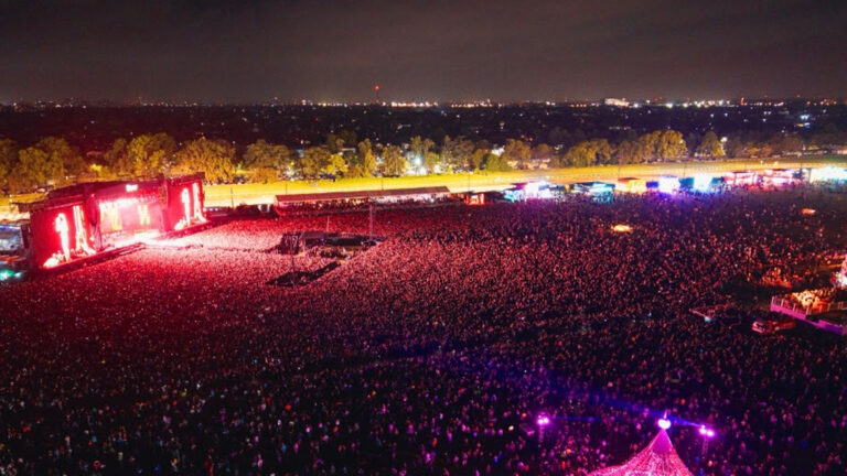 Lollapalooza Celebró sus 10 Años Haciendo Historia: ¡Una Fiesta de 300.000 Personas Llena de Música!