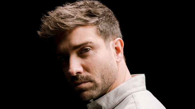Pablo Alborán presenta su nuevo single «Clickbait»