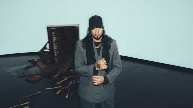 Dante Spinetta presenta “Pensando en ella”, un nuevo adelanto de su próximo álbum