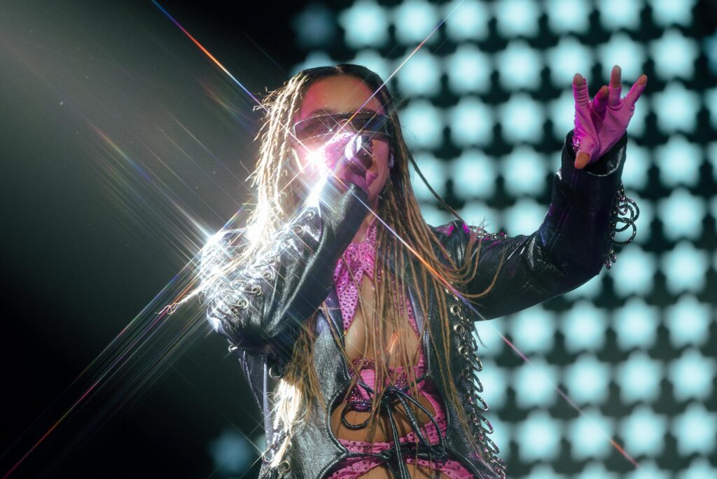 Emilia anunció Sold Out de su segundo Vélez