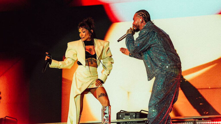 Maria Becerra brilló en la Kings League y en el Coachella junto a J Balvin