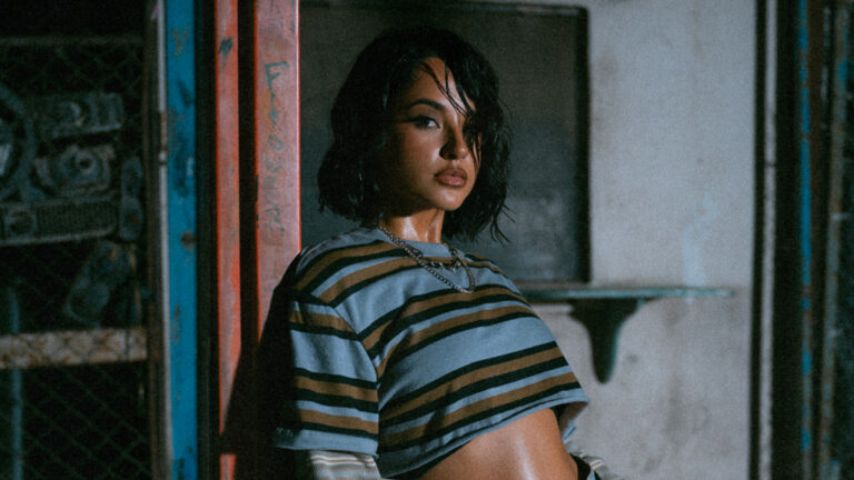 Becky G Lanza «Como Diablos» y Anuncia Su Nuevo Álbum «Encuentros» para Octubre