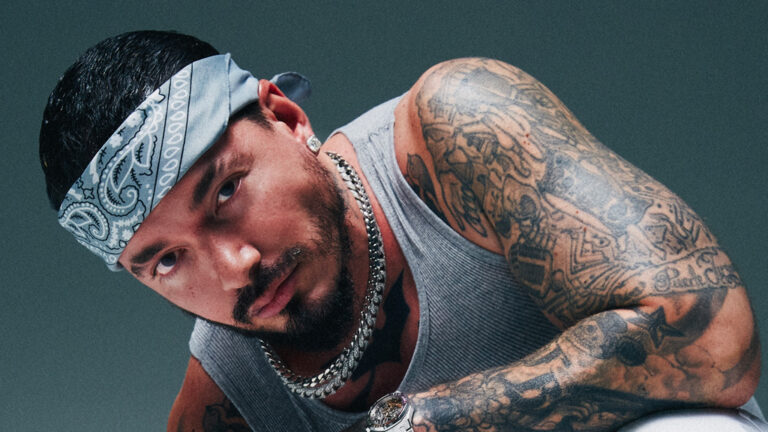 J Balvin lanza su esperado álbum «Rayo» y regresa a sus raíces con un enfoque global