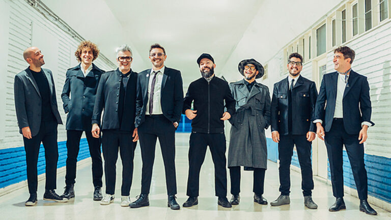 No Te Va Gustar presenta un adelanto de su nuevo disco en vivo grabado en Bogotá