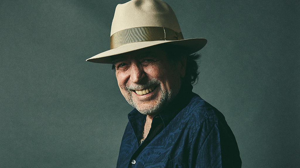 Joaquín Sabina presenta «Un Último Vals» y suma fechas a su gira de despedida «Hola y Adiós»