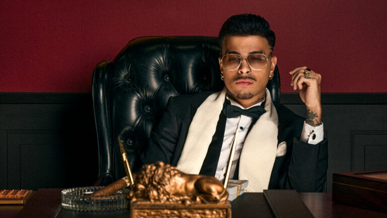 La superestrella latina Rauw Alejandro lanza su quinto álbum de estudio, Cosa Nuestra