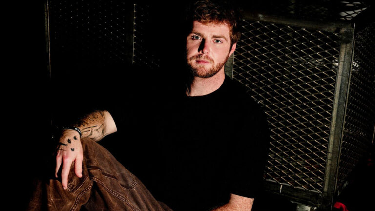 Alex Warren lanza “Bloodline” junto a Jelly Roll, su esperado nuevo single