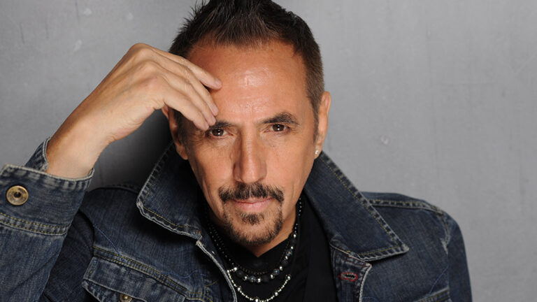Alejandro Lerner vuelve al Gran Rex con su gira “La banda sonora de tu vida”
