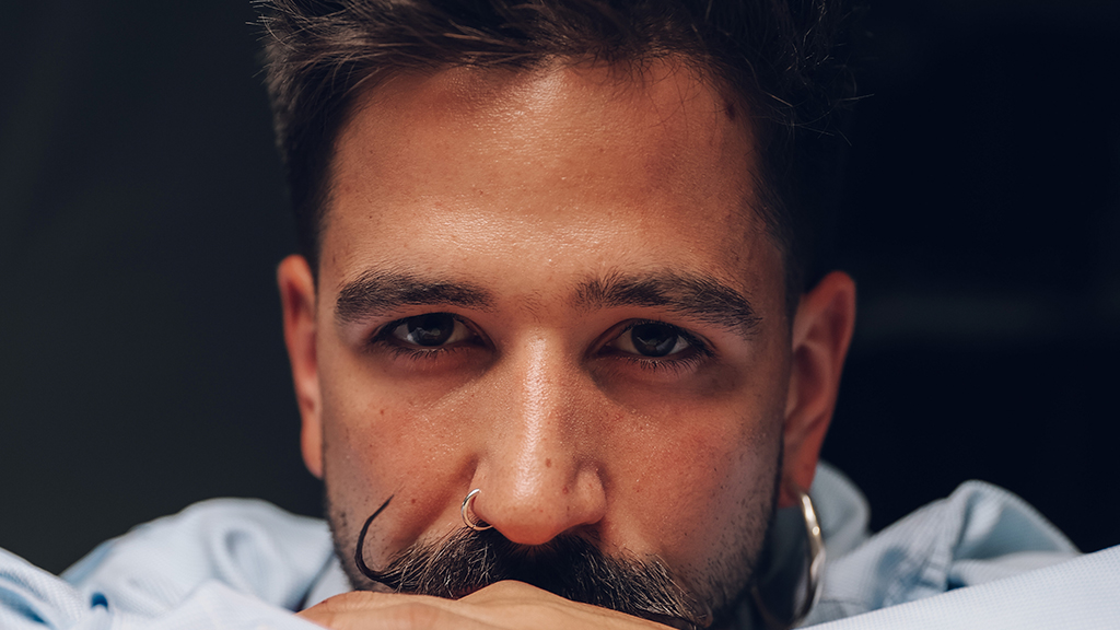 Camilo lanza “Maldito ChatGPT”: cuando el corazón desafía a la inteligencia artificial