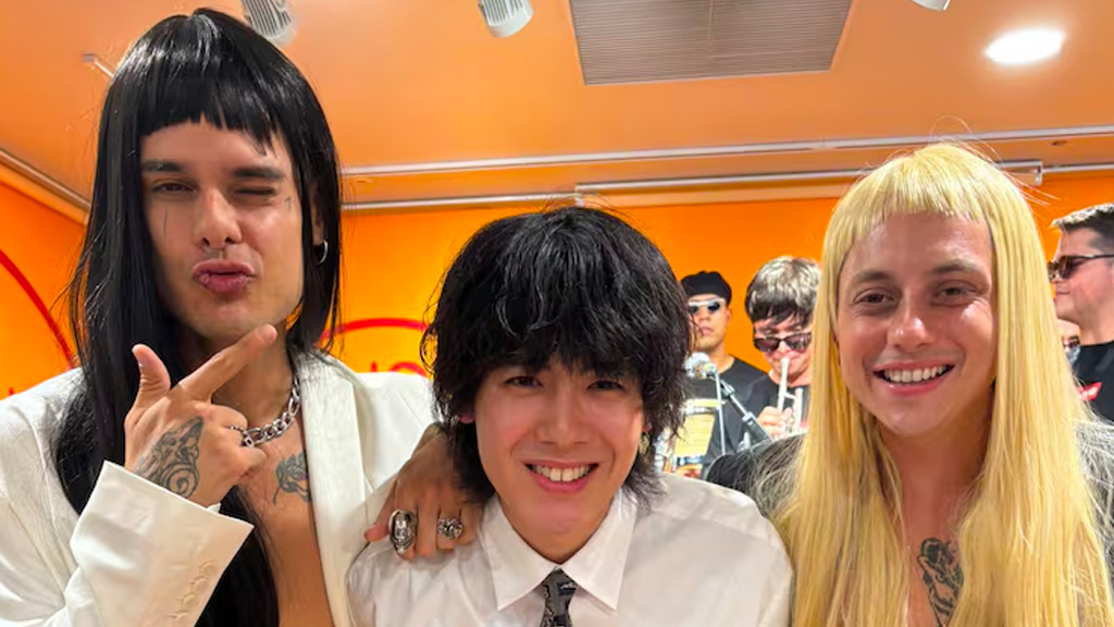 Ca7riel y Paco Amoroso deslumbraron en Japón y fueron ovacionados por miles de fans en el Fuji Rock