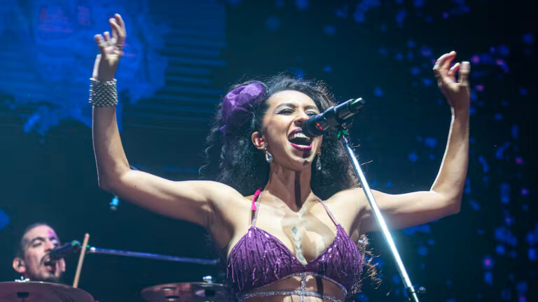 La Delio Valdez celebra 15 años con un gran show en el Estadio Ferro