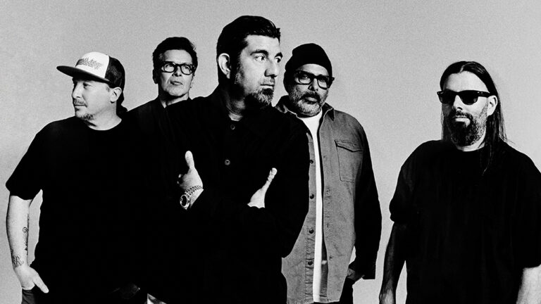 Deftones lanza “Private Music”, su décimo álbum de estudio y uno de los más consolidados de su carrera