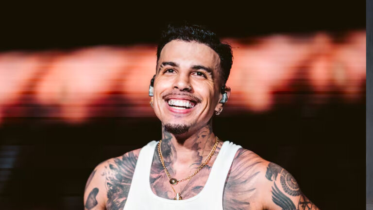 Rauw Alejandro lanza “Buenos Términos”, una poderosa canción que adelanta su próximo álbum