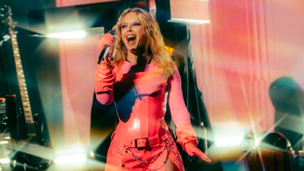 Kylie Minogue deslumbró en Buenos Aires con un show cargado de glamour, pop y emoción