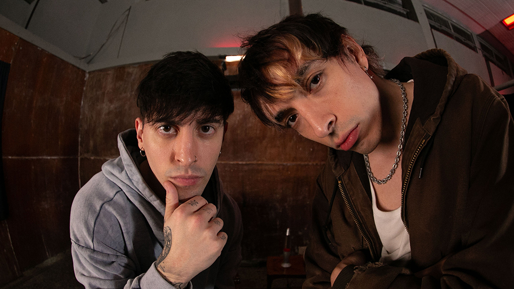 ROBLEIS estrena «POV» junto a Cosmic Kid, un adelanto de su próximo álbum
