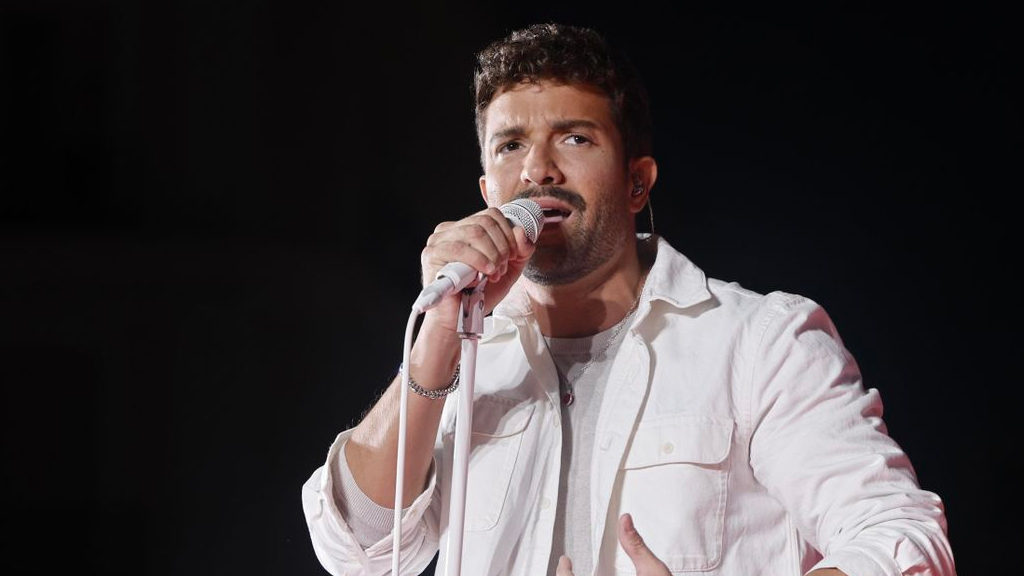 Pablo Alborán reunió a más de 15.000 personas en la Puerta del Sol para presentar su nuevo álbum KM0