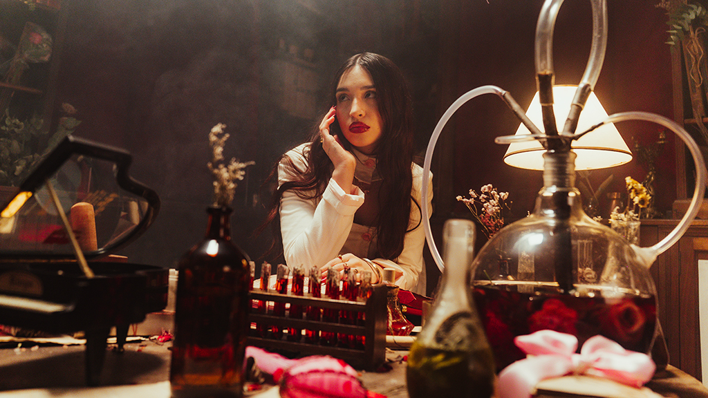 Juli Martorell regresa con su nuevo tema «Guerra del Amor»