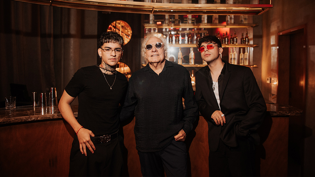 Rusherking presenta “Locos” junto a Valen Vargas