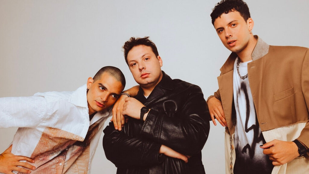 Usted Señalemelo presenta “Seúl” y “Matarme con vos”: dos nuevos adelantos que profundizan su giro hacia un pop electrónico más oscuro