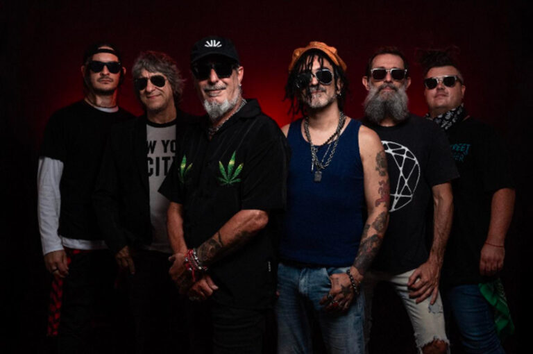 Kapanga y Bandalos Chinos lanzan “Desearía”, el tercer adelanto del próximo álbum por los 30 años de la banda