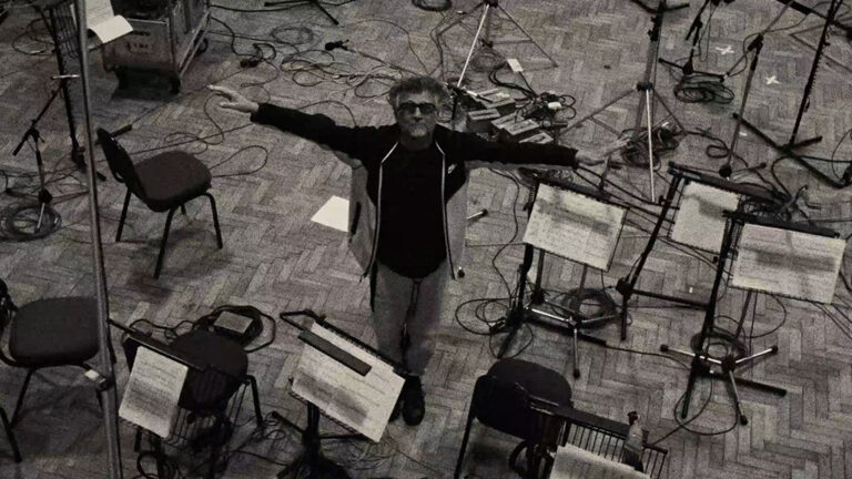 Fito Páez estrena el videoclip de “Maldivina y Turbialuz”, el cierre audiovisual de Novela
