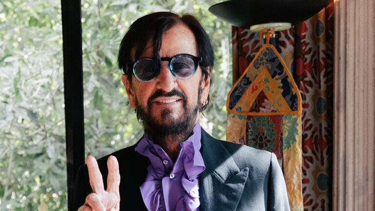 Ringo Starr recorre su historia musical en Long Long Road