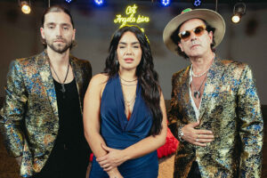 Coti reinterpreta su clásico “Luz de Día” junto a Ángela Leiva y La K’onga