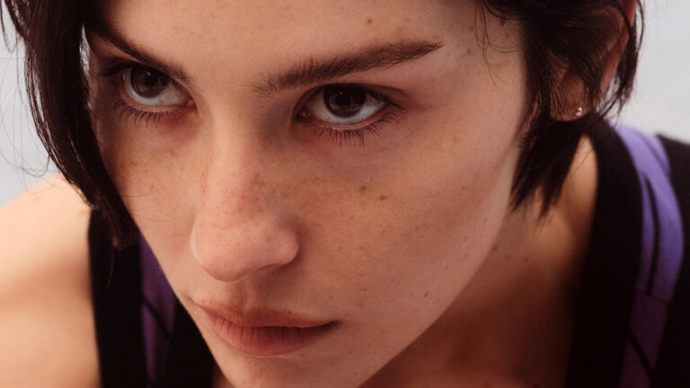 Gracie Abrams lanza “Hit the Wall”, el primer adelanto de su nuevo álbum “Daughter from Hell”