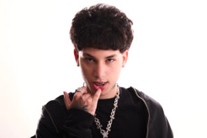 Zell anuncia su primera gira internacional: así será el «Zelly Tour» por España, Argentina, Chile, México y Uruguay